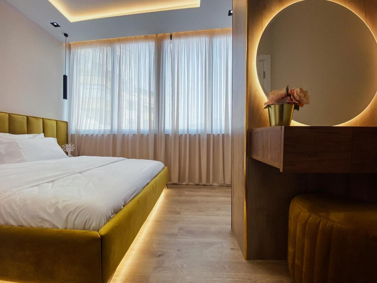 Newly Renovated Apartment Tirana Exterior photo